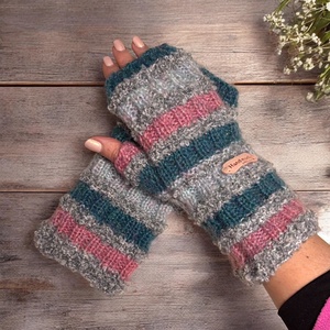 Kézzel kötött csíkos mintás női kesztyű egyedi darab 5728032, Ruha & Divat, Sál, Sapka, Kendő, Kesztyű, Kötés, MESKA