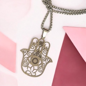 Nenesacél Hamsa kéz nyaklánc ajándékdobozzal  - ékszer - nyaklánc - medálos nyaklánc - Meska.hu
