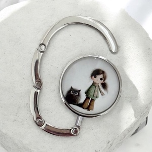 Kislányos cicás mintás Táska Akasztó Táskaakasztó táskatartó 1 db elérhető 5726732, Táska & Tok, Kulcstartó & Táskadísz, Táskaakasztó, Ékszerkészítés, Üvegművészet, MESKA