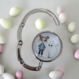 Kislányos cicás mintás Táska Akasztó Táskaakasztó táskatartó 1 db elérhető 5726747, Táska & Tok, Kulcstartó & Táskadísz, Táskaakasztó, Ékszerkészítés, Üvegművészet, MESKA