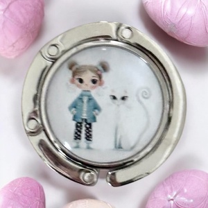 Kislányos cicás mintás Táska Akasztó Táskaakasztó táskatartó 1 db elérhető 5726747 - táska & tok - kulcstartó & táskadísz - táskaakasztó - Meska.hu