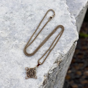 Kelta csomó medál nemesacél láncon szimbólum 002 - ékszer - nyaklánc - medálos nyaklánc - Meska.hu