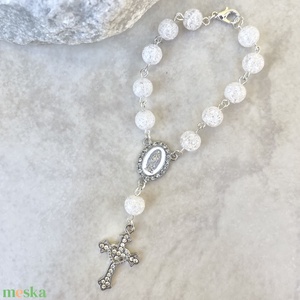 Autós rózsafüzér, tizedes rózsafüzér hegyikristály ásványból strasszköves medálokkal szív kereszt medállal, Otthon & Életmód, Vallás, Lánc & Füzér, Ékszerkészítés, Gyöngyfűzés, gyöngyhímzés, MESKA