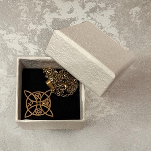 Nemesacél kelta csomó szimbólum medálos nyaklánc ajándékdobozzal arany - ékszer - nyaklánc - medálos nyaklánc - Meska.hu