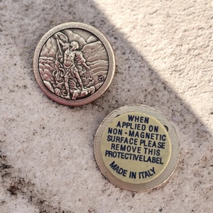 Öntapadós, mágneses kerek Szent Mihály arkangyal érem hűtőmágnes , Otthon & Életmód, Konyhafelszerelés, tálalás, Konyhai dekoráció, Hűtőmágnes, , MESKA