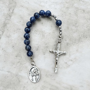 Kék jáspis zseb rózsafüzér Szent Kristóf medállal  - Meska.hu