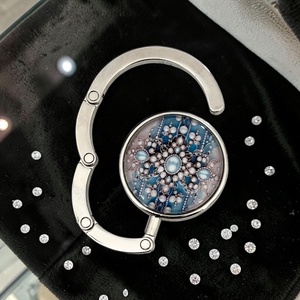 Gyémánt Kristály mintázatú Üveglencsés Táska Akasztó Táskaakasztó, Táska & Tok, Kulcstartó & Táskadísz, Táskaakasztó, Ékszerkészítés, Üvegművészet, MESKA