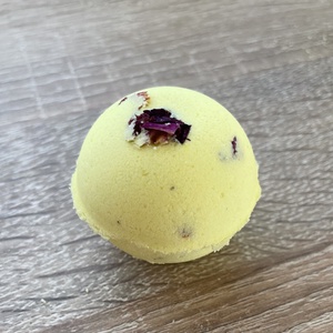 Fürdőbomba - szépségápolás - szappan & fürdés - fürdősó, fürdőgolyó, habfürdő - Meska.hu