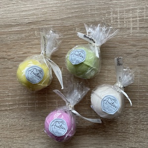 Fürdőbomba - szépségápolás - szappan & fürdés - fürdősó, fürdőgolyó, habfürdő - Meska.hu