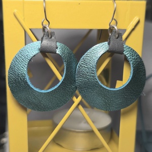 Bőr lógó fülbevaló, Ékszer, Fülbevaló, Lógó fülbevaló, Ékszerkészítés, MESKA