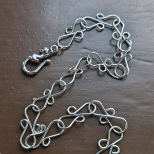 Karkötő cicás kapoccsal, Ékszer, Karkötő, Lánc karkötő, Ékszerkészítés, MESKA