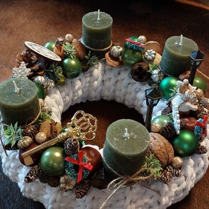 Horgol Zöld Fehér Egeres Adventi Koszorú - karácsony - adventi díszek - adventi koszorú - Meska.hu