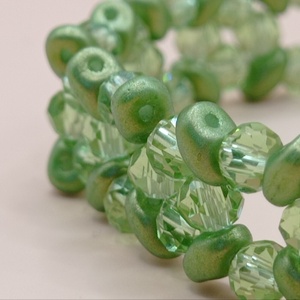 Zöld karkötő - ékszer - karkötő - gyöngyös karkötő - Meska.hu Zöld karkötő - ékszer - karkötő - gyöngyös karkötő - Meska.hu