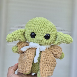 Horgolt Baby Yoda, Játék & Sport, Plüssállat & Játékfigura, Más figura, Horgolás, MESKA
