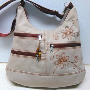 Sokzsebes hímzett farmer  pakolós női táska -  - Meska.hu