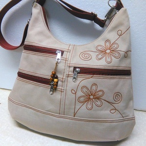 Sokzsebes hímzett farmer  pakolós női táska -  - Meska.hu