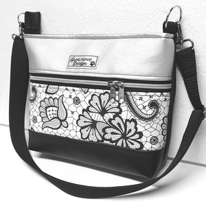 Bella Midi crossbody oldaltáska övtáska 26x21cm - Csipkemintás - táska & tok - kézitáska & válltáska - vállon átvethető táska - Meska.hu