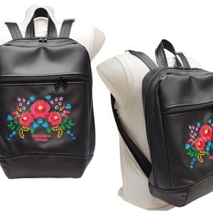 Noelle XL hátizsák - Hímzett Kalocsai virágos Hungarian Folkart08 Fekete alapon 38x32x13 - táska & tok - hátizsák - hátizsák - Meska.hu