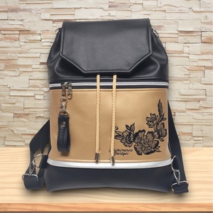 Fedélrészes zsinóros 3in1 hátizsák univerzális táska - Hímzett FantasyFlower007 fekete-óarany - Meska.hu