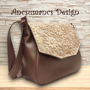 TERESA Fedélrészes oldaltáska Kakaóbarna arany virágos fedélrésszel - Meska.hu