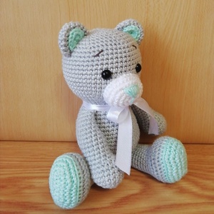 Horgolt Menta kismackó - Meska.hu