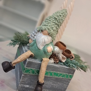 Zöldsapk�s manó - karácsony - adventi díszek - adventi asztaldísz - Meska.hu