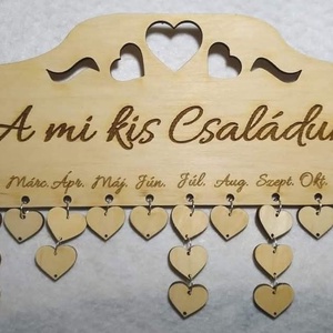 Családunk ünnepi tábla , Otthon & Életmód, Dekoráció, Fali és függő dekoráció, Falinaptár & Öröknaptár, , MESKA