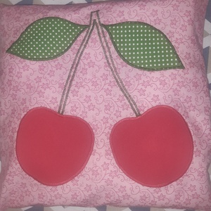 Cseresznyés  gyerekpárna - Meska.hu