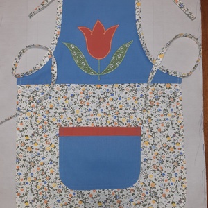 Tulipános kötény - Meska.hu