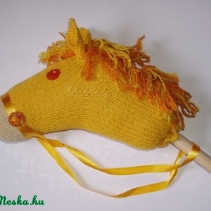 Vesszőparipa természetes anyagok felhasználásával, egyedi megrendelés alapján -  - Meska.hu