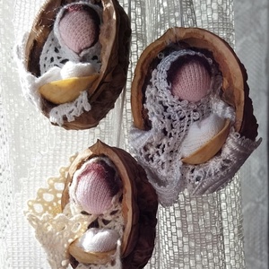 Dióhéjban... - otthon & életmód - dekoráció - fali és függő dekoráció - függődísz - Meska.hu Dióhéjban... - otthon & életmód - dekoráció - fali és függő dekoráció - függődísz - Meska.hu