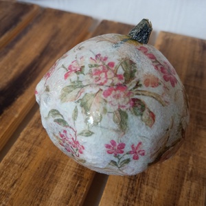 Rózss dísztök dekorció, Otthon & Életmód, Dekoráció, Halloween, Halloweeni tök, Decoupage, transzfer és szalvétatechnika, MESKA