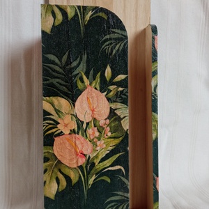 Flamingóvirgos papírzsebkendőtartó, Otthon & Életmód, Tárolás & Rendszerezés, Zsebkendőtartó, Decoupage, transzfer és szalvétatechnika, MESKA