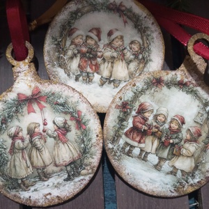Gyerekek - retró karácsonyfadíszek , Karácsony, Karácsonyi lakásdekoráció, Karácsonyfadíszek, Decoupage, transzfer és szalvétatechnika, MESKA