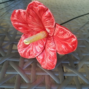 Kerámia hibiscus - otthon & életmód - dekoráció - virágdísz és tartó - csokor & virágdísz - Meska.hu