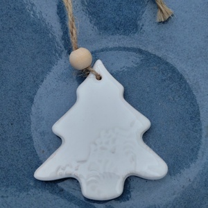 Kerámia fenyődísz  - karácsony - karácsonyi lakásdekoráció - karácsonyfadíszek - Meska.hu