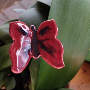 Kerámia lepke - otthon & életmód - virágdekoráció - virágdíszítő kellékek - Meska.hu