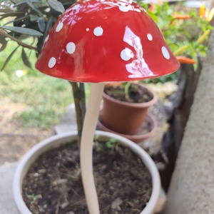 Andikeramia