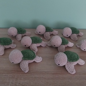 Amigurumi teknős - játék & sport - plüssállat & játékfigura - más figura - Meska.hu