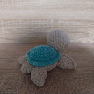 Amigurumi teknős - játék & sport - plüssállat & játékfigura - más figura - Meska.hu