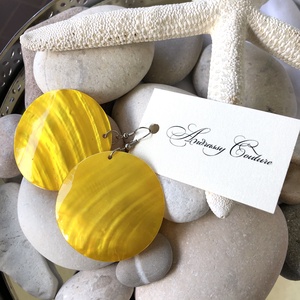 Andrassy Couture napsárga kagylóhéj fülbevaló , Ékszer, Fülbevaló, Csillár fülbevaló, Ékszerkészítés, MESKA