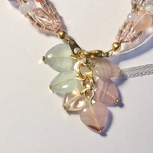 Andrassy Couture gyöngyös karkötő  - ékszer - karkötő - karkötő medállal - Meska.hu