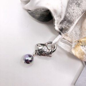 Andrassy Couture arany-ezüst-fehér gyöngyhalászhajgumi - ruha & divat - hajdísz & hajcsat - hajgumi - Meska.hu