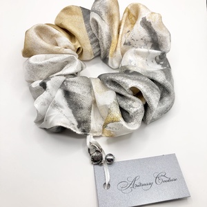 Andrassy Couture arany-ezüst-fehér gyöngyhalászhajgumi - ruha & divat - hajdísz & hajcsat - hajgumi - Meska.hu