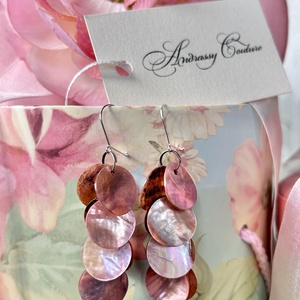 Andrassy Couture rózsaszín kagyló fülbevaló  - ékszer - fülbevaló - lógó fülbevaló - Meska.hu