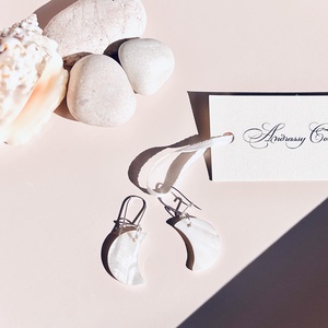 Andrassy Couture félhold kagyló fülbevaló  - ékszer - fülbevaló - lógó fülbevaló - Meska.hu