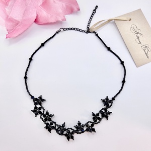 Andrassy Couture  Swarovski virágok nyakék/ nyaklánc - ékszer - nyaklánc - gyöngyös nyaklánc - Meska.hu