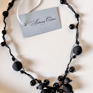 Andrassy Couture fekete organza/gyöngy nyakék/ nyaklánc - ékszer - nyaklánc - gyöngyös nyaklánc - Meska.hu