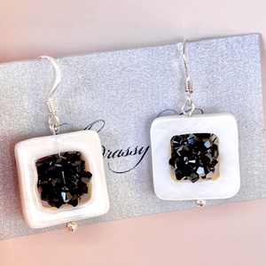 Andrassy Couture geometrikus kagyló / Swarovski kristály / ezüst fülbevaló  - ékszer - fülbevaló - lógó fülbevaló - Meska.hu