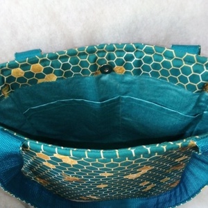 Türkiz méhsejtes táska2. - táska & tok - kézitáska & válltáska - válltáska - Meska.hu Türkiz méhsejtes táska2. - táska & tok - kézitáska & válltáska - válltáska - Meska.hu